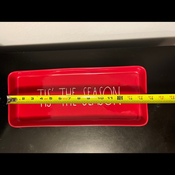 Rae Dunn Red “Tis the Sean Red Serving Tray New - Picture 4 of 7